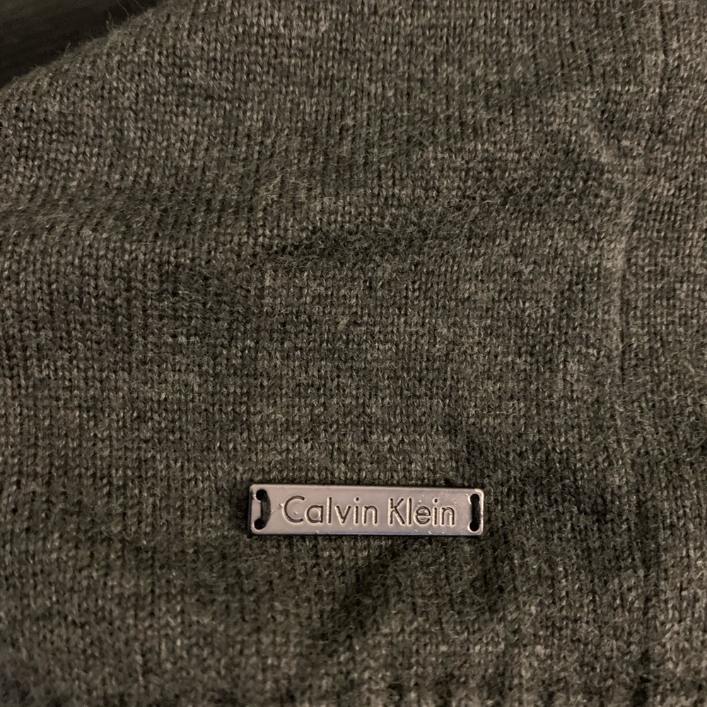 Calvin Klein Men's Gray Sweater
